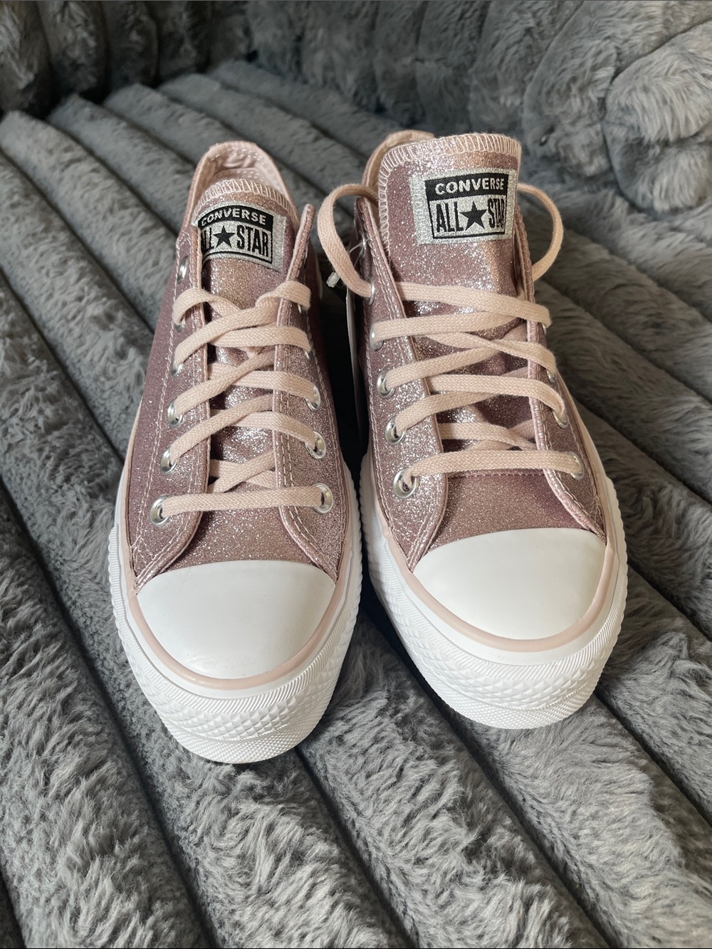 Converse Glitter Low-Top Sneakers - Pink & White